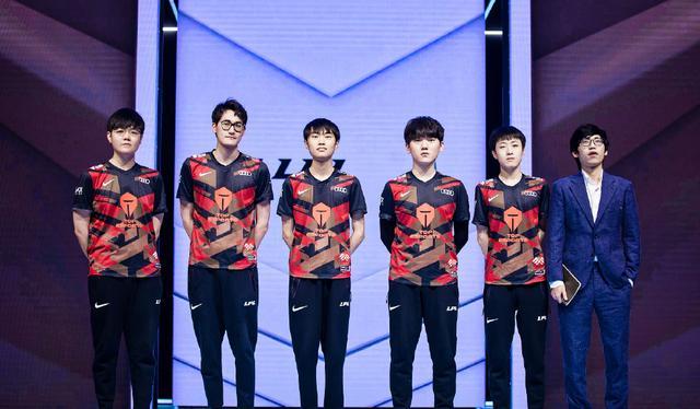 无闻到如今 无闻到如今